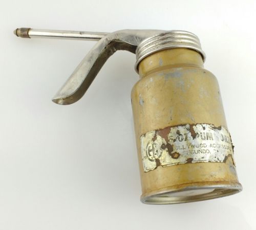 Vintage Hollywood Accessories Gold Tone Steel Hand Pump Oiler Japan