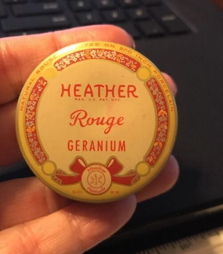 Vintage Rouge Powder Tin Compact Beauty Aid Heather Theatrical 1940's
