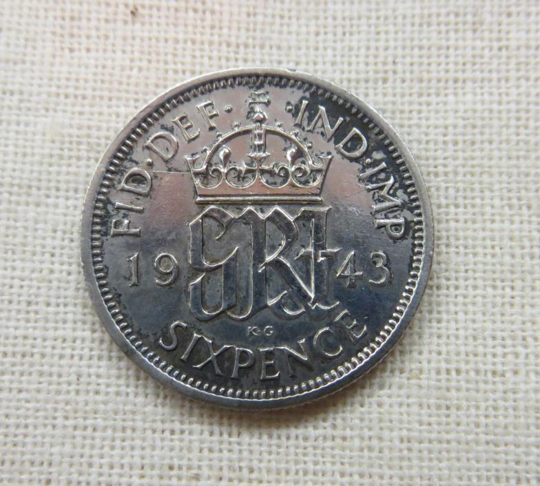 Vintage 1943 Silver UK England 6 Pence Coin