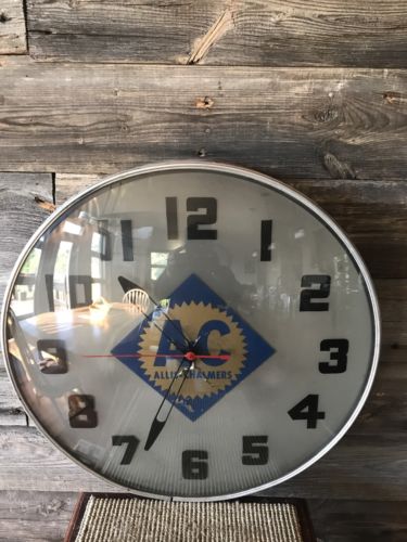 Vintage Allis Charmers Advertising Bubble Glass Clock