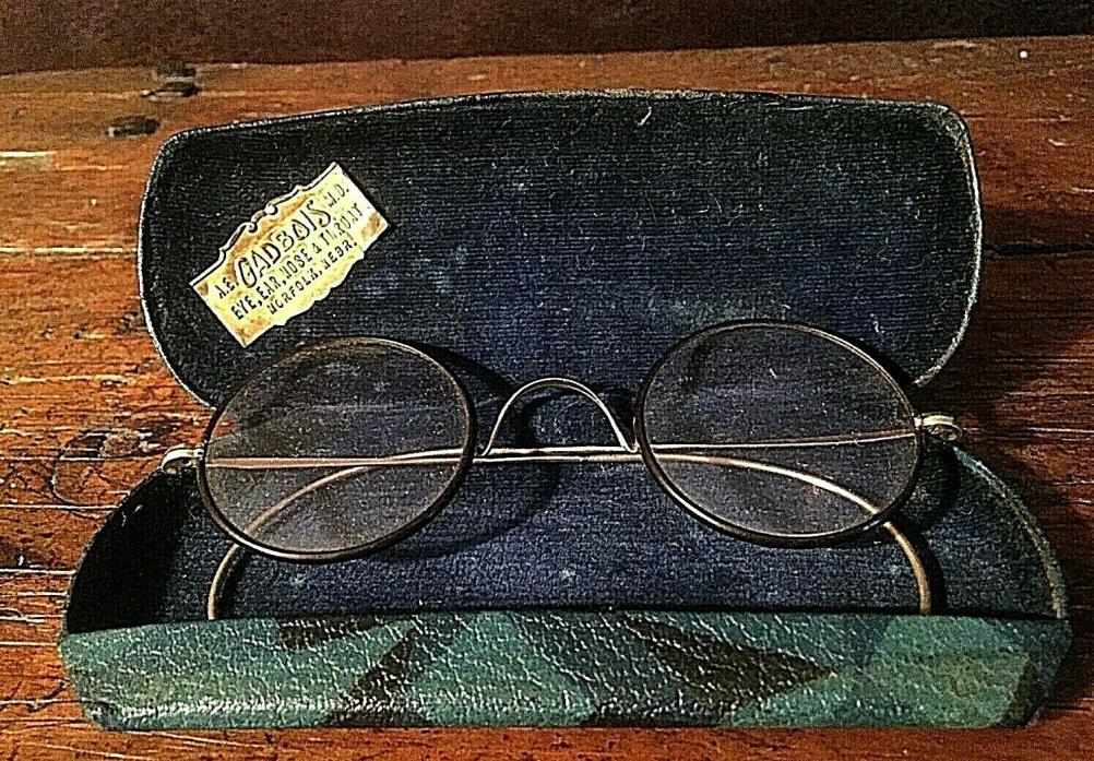 Antique Vintage Eyeglasses with case Norfolk Nebr. Advertising