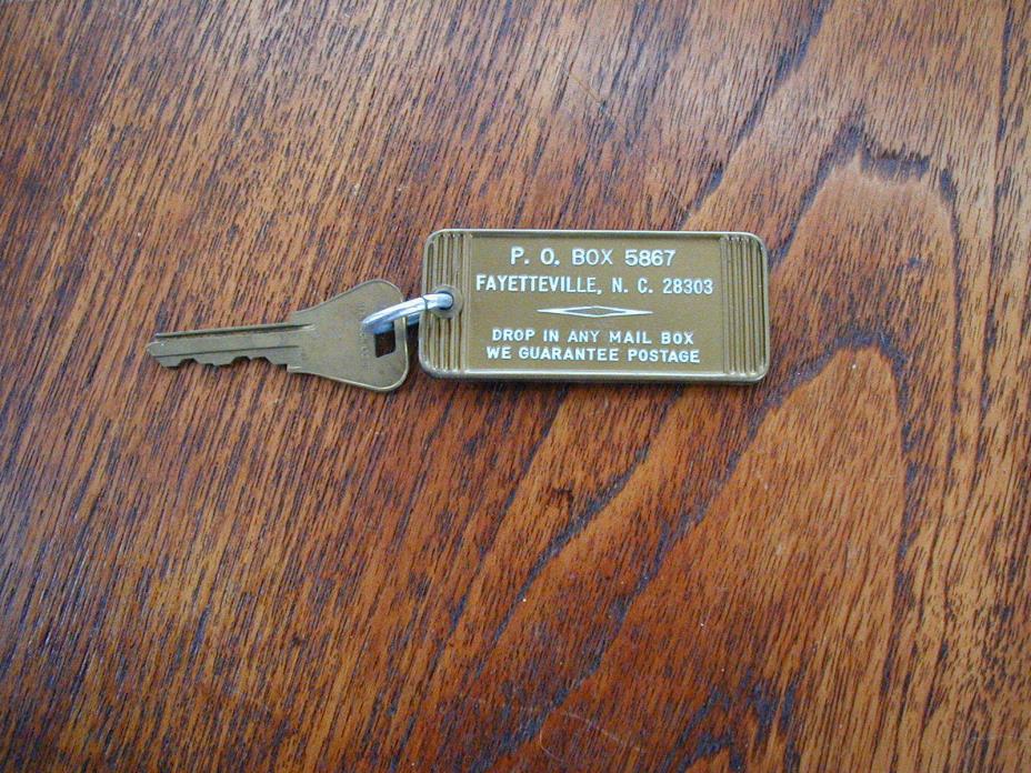 Vintage Fayetteville North Carolina Hotel Motel Room 252 Key Fob