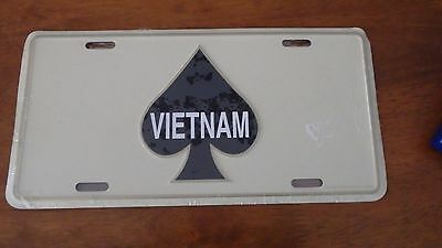 UNITED STATES ARMY VIETNAM WAR  LICENCE PLATE    BX 305