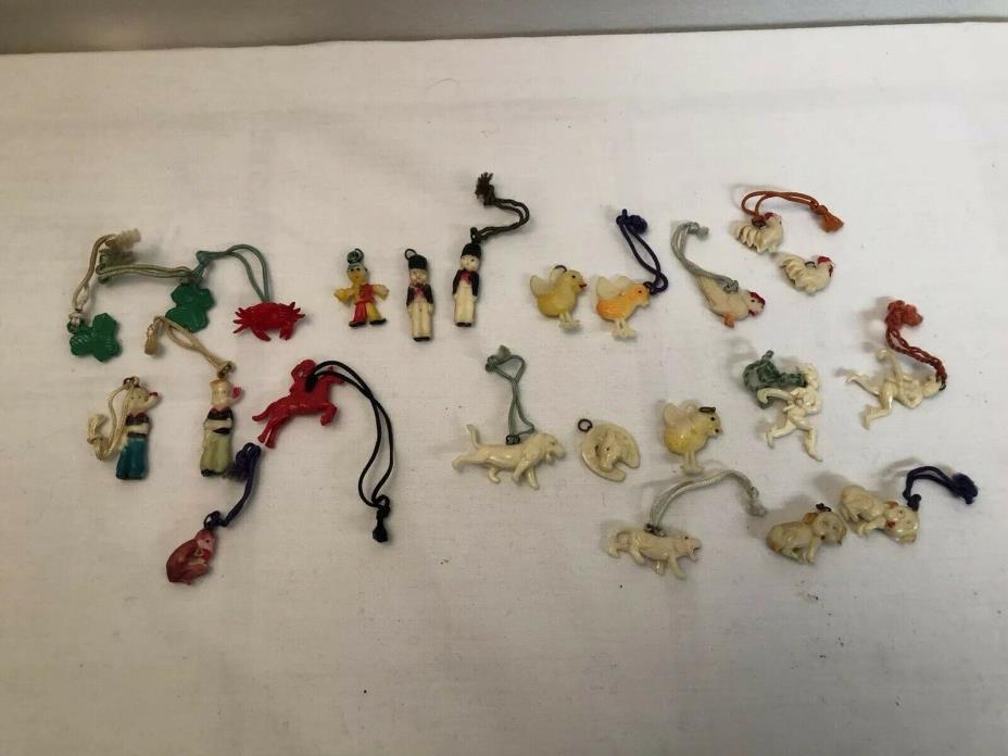 Vintage Junk Drawer Celluloid Cracker Jack Toy Lucky Hermies Popeyes Dogs (23)