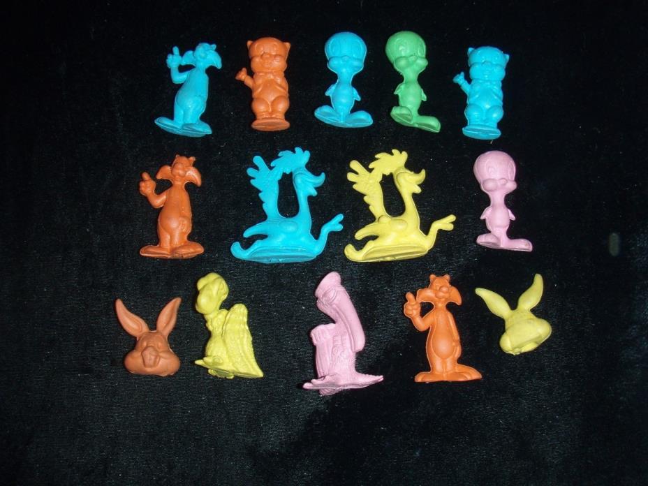 LOONEY TOONS Vintage Gumball Prize Lot of Erasers / 1970's