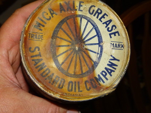 Vintage Standard Mica Grease Axel Grease tin