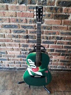 Ex RARE LATIN GRAMMY 7 UP SEVEN UP ACOUSTIC GUITAR PROMOTIONAL GUITAR WILL SHIP