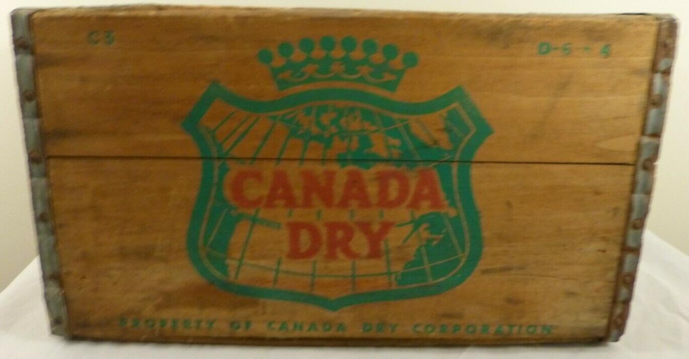 Vintage CANADA DRY Ginger Ale C3 D-6-64 Wooden Crate Bottle / box 1964