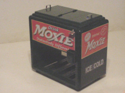 DISPLAY MOXIE SODA COOLER 10-1/2