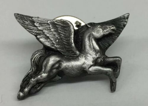 Darling Bergamot Pewter 1992 Flying Unicorn Pegasus Lapel Pin