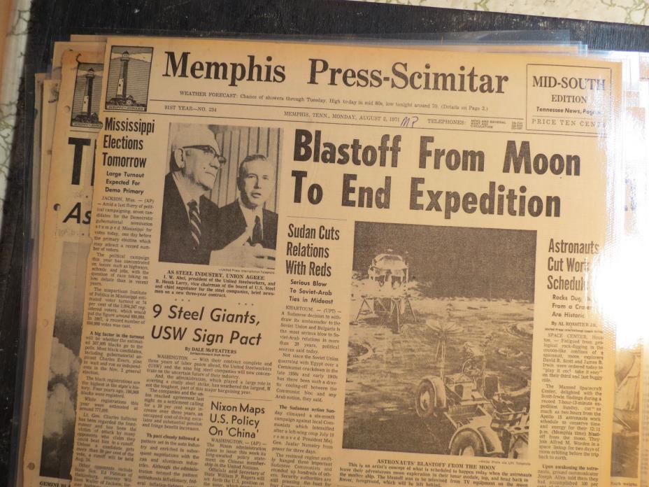 Astronauts Space Newspaper 1971 BLASTOFF OF MOON TO END EXPEDITION