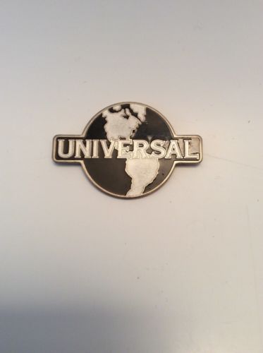 2001 Universal Studios Magnet - World Emblem - Free Ship - Black & Silver
