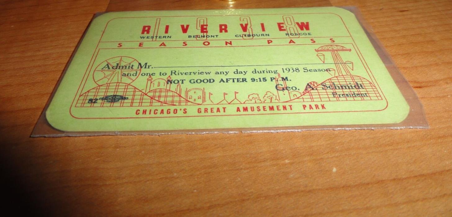 CHICAGO RIVERVIEW PARK RARE 1938 SEASON PASS  NR.MINT CONDITION