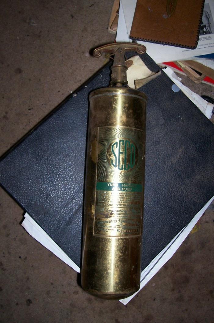 VINTAGE BRASS  SECO  FIRE EXTINGUISHER  AUTOMOBILE  BOAT NICE