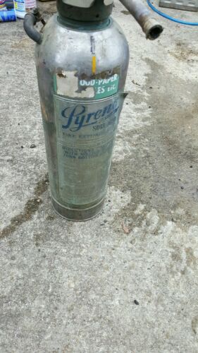 vintage brass pyrene fire extinguisher soda acid 2 1/2 gallon