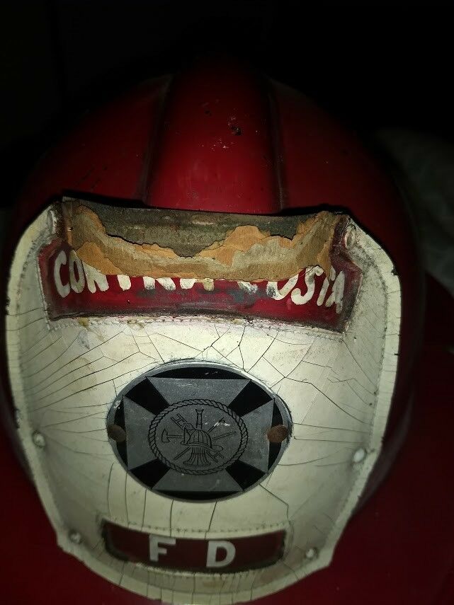 Vintage ((  CONTRA COSTA  CO  ))  East Bay SF  Firemans Helmet   (( RARE ))