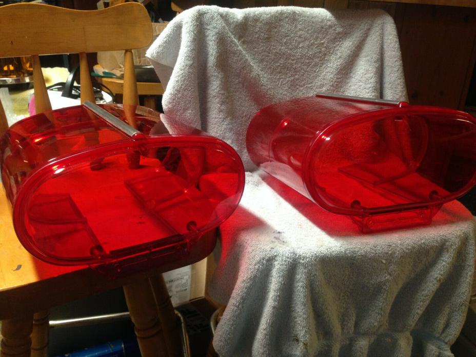 Federal Signal AeroDynic dome set of 2 BRAND NEW ALL RED