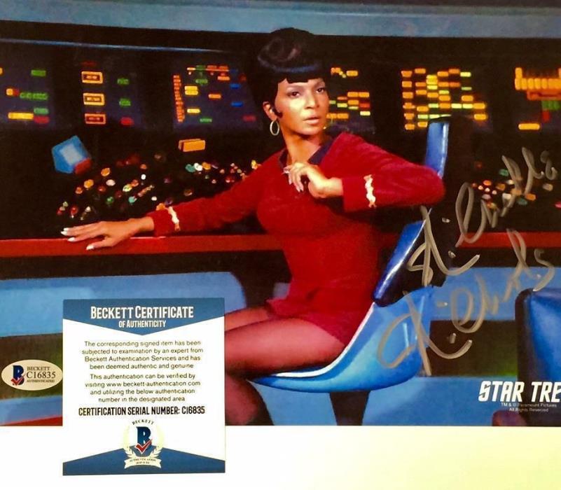 NICHELLE NICHOLS Signed 8x10 Photo Autographed COA BAS Beckett Star Trek Uhura