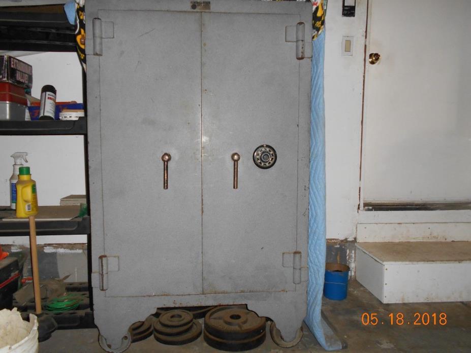 Vintage Large Combination Safe DOUBLE{}DOOR