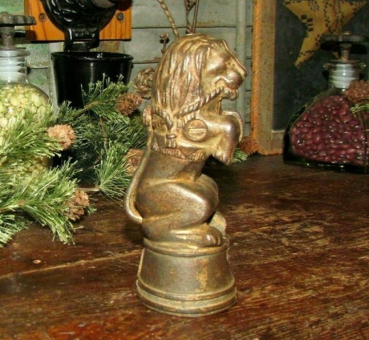 Original Antique Vtg 1920 A C Williams Lion on Tub Cord in Mouth Stil Penny Bank