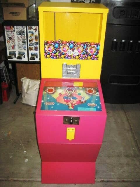Gumball/Bouncy Ball Pin Ball Game Machine by 