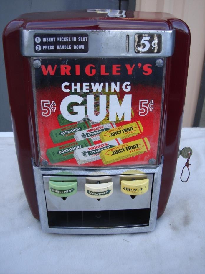 Vintage Original 1940's Vendo  Wrigley's  5 cent  3 Column Vending Machine