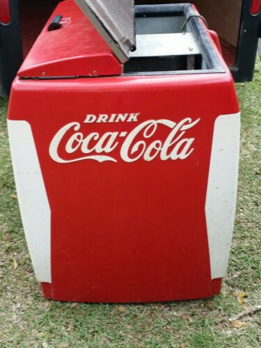 1950’s Coca Cola Machine Westinghouse Model WH-12T Dry Cooler (Original Cond)