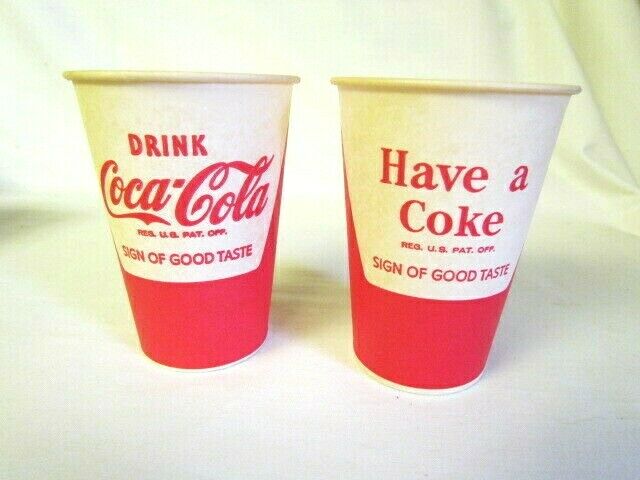 Coca Cola Vending Machine 2 Wax Paper Cups Vintage 1960s Number 10885 Lily  NEW