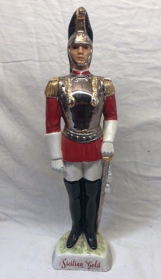 VINTAGE SICILIAN GOLD ROYAL GUARD SOLDIER EMPTY DECANTER 19