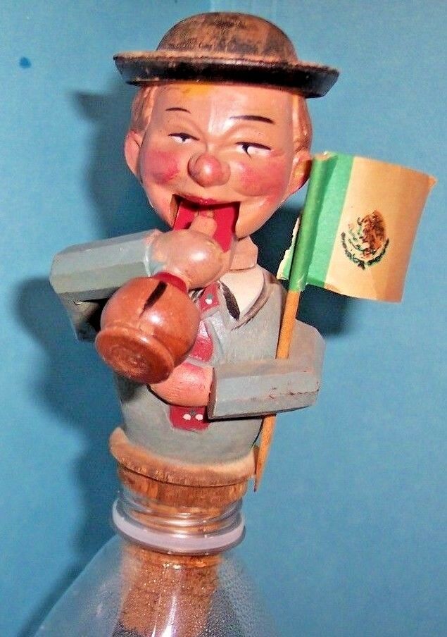 ANTIQUE WINE DRINKER HAND CARVED WOOD  5 