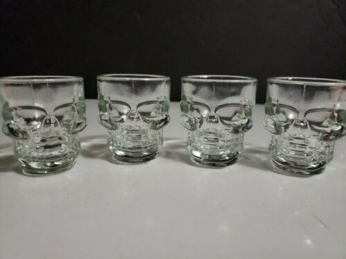 Set of 4 Heavy Glass Crystal SKULL Party Shot Glasses - Whiskey Vodka Tequila