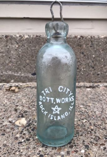 ROCK ISLAND, Illinois 1890’s Tri City Bottling Works Hutchinson Rare Soda Bottle