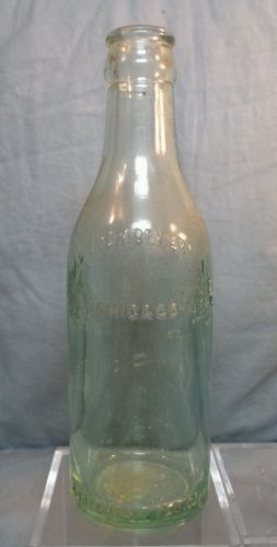 Old Vintage Monarch Beverage Co Glass Soda Pop Bottle 17 fl. oz. ~ Chicago