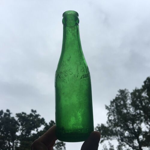 Crown Top Soda Bottle Crass Pale Dry Richmond VA Virginia Ginger Ale Green