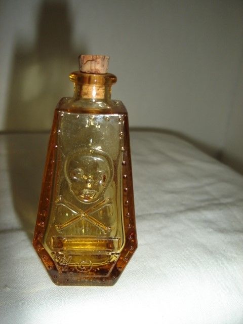 VINTAGE WHEATON GLASS POISON COFFIN BOTTLE R.I.P. AMBER