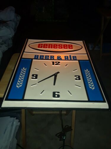 Vtg Working GENESEE BEER & ALE Bar Wall Advertising Lighted Clock  Sign 18 × 14