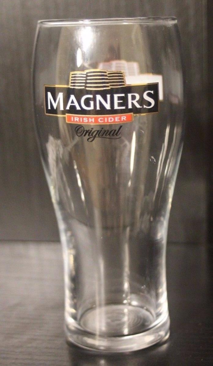 Manger's Irish Hard Cider Original Beer Barware Promotional Glass Cup
