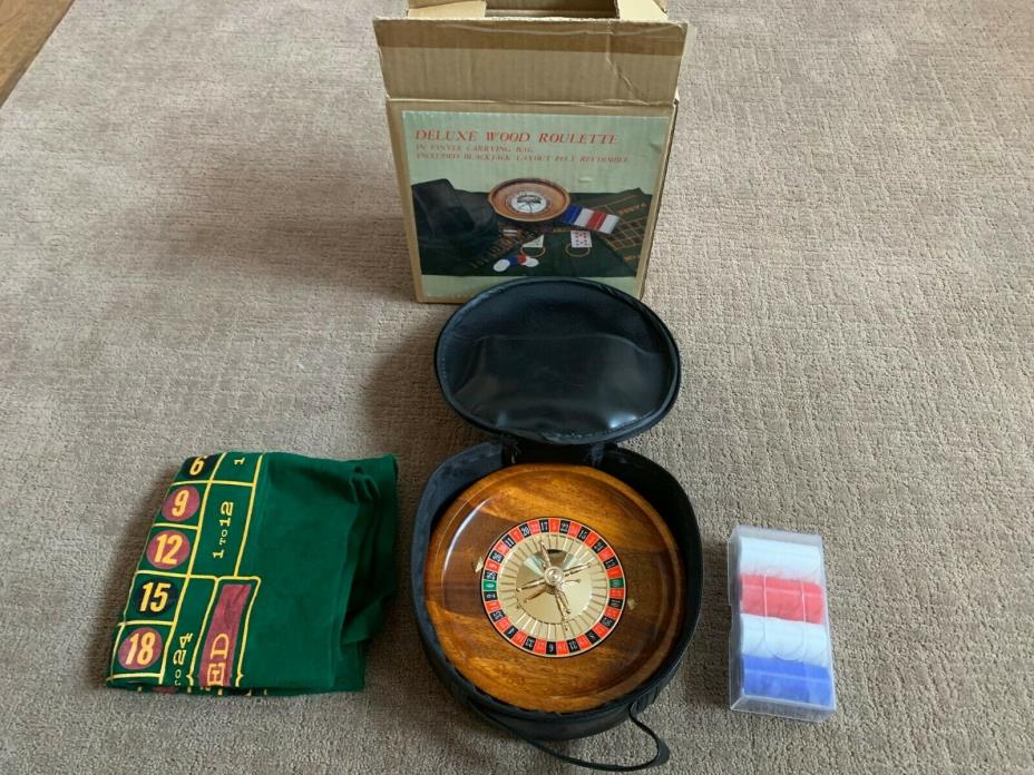 Home Casino Wood 10 inch Roulette Wheel with Felt, Chips and Case - Rare