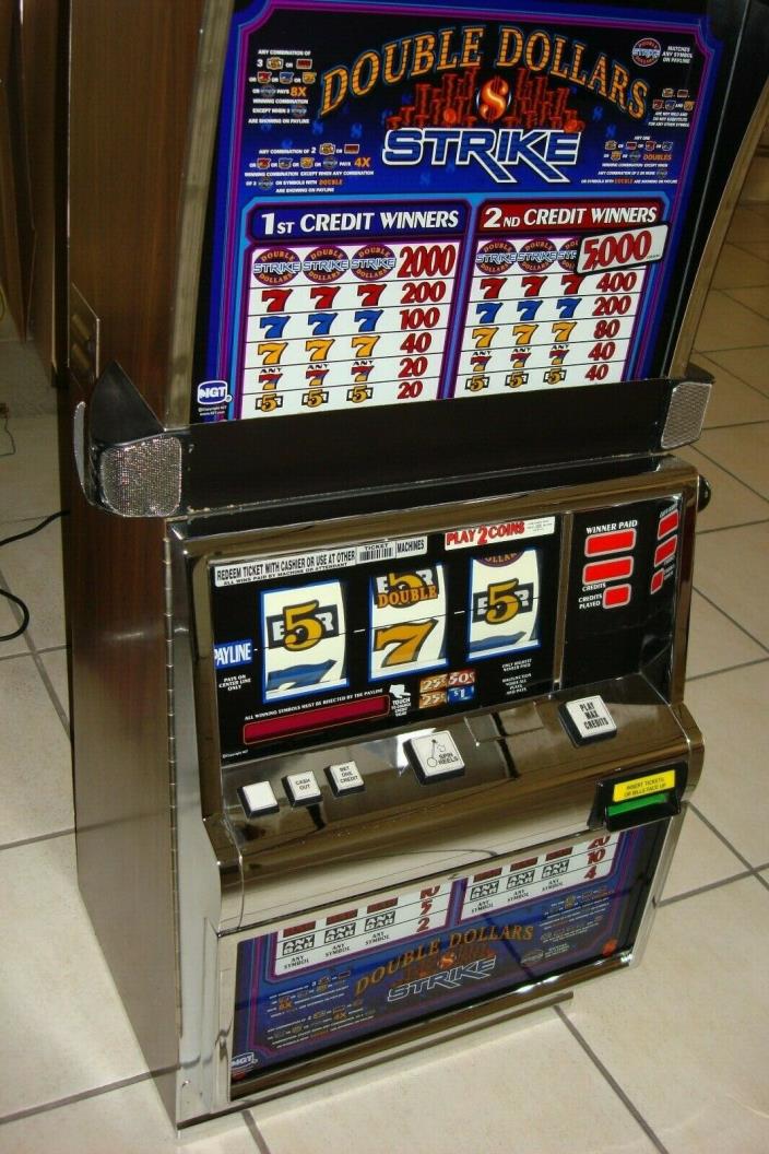 DOUBLE DOLLAR STRIKE  IGT  SLOT  MACHINE COINLESS   FUN FOR YOUR HOME  2005