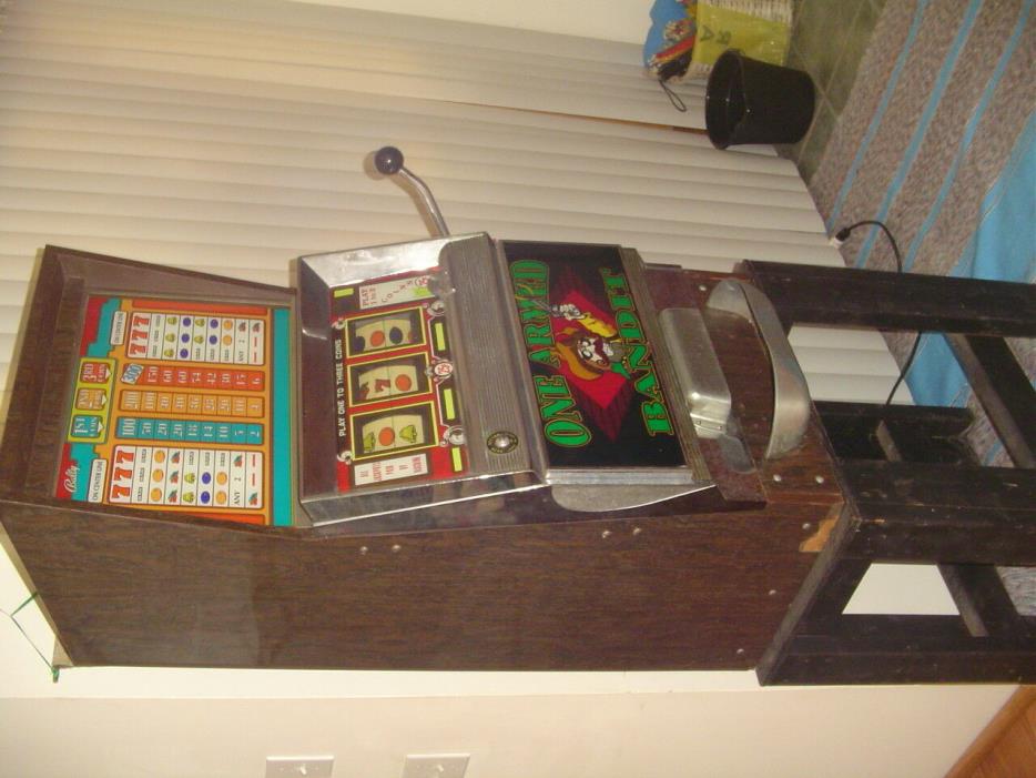 Slot machine Bally, 1976, 3c fruit, model 1090.