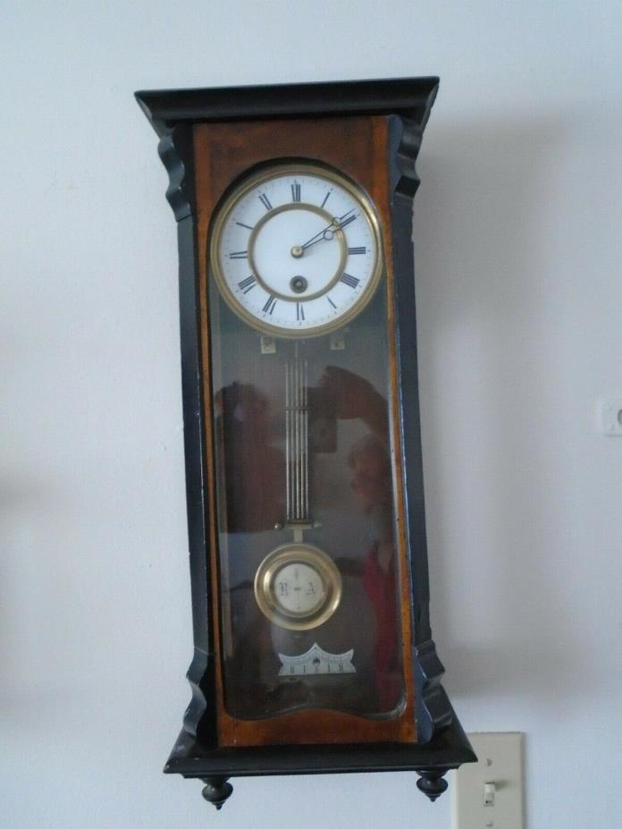 Small RA clock with porcelain dial