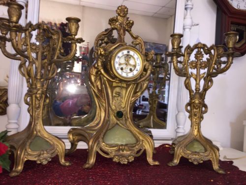Antique French styl Clock Brass Beautiful Candlesticks Gilt Art Nouveau Key Wind