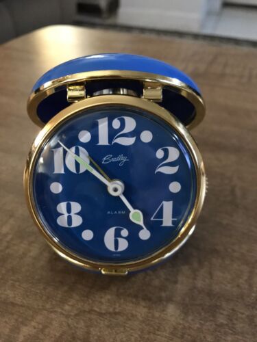 Bradley Elgin Travel Alarm Clock Pop Art Blue