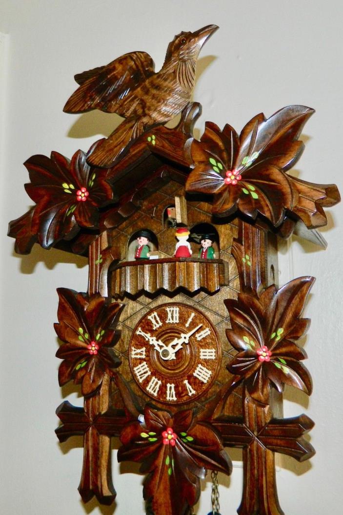 ***Musical Hand Painted Black Forest Germany Cuckoo Clock***