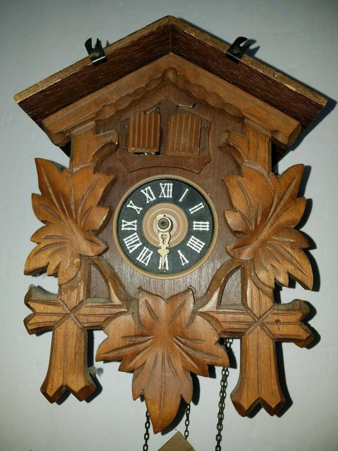 Lador Musical Black Forest Cuckoo Clock 