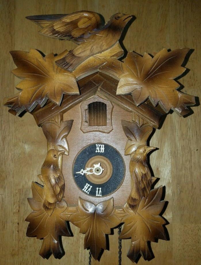 Vintage Black Forest Cuckoo Clock (needs very minor repairs)