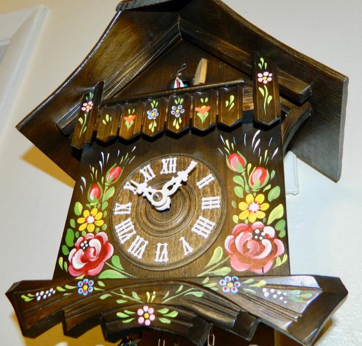 **** 8 DAY  HAND PAINTED  ORIGINAL BLACK FOREST GERMANY CUCKOO CLOCK*****