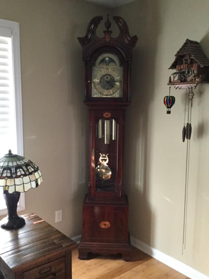 Howard Miller Grandfather Clock Presidential Collection Model 610-648. 1 owner.