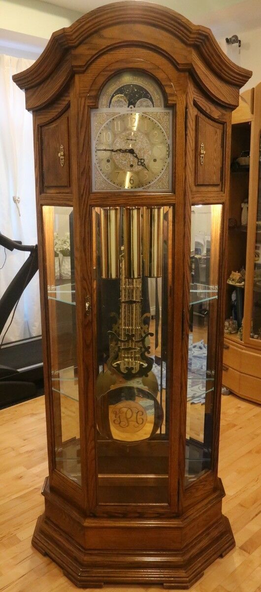 Howard Miller grandfather clock Model 610-440