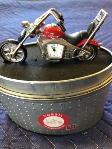 FOSSIL Brand Limited Edition Collectors Motorcycle Desk Clock Time Piece in tin